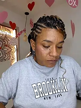 Selket11 online show from 4, 2, 2025