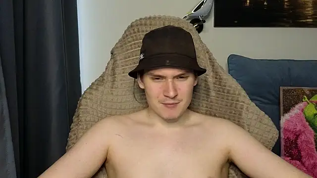 Snapshot of MoreRealAlex chatting on 30, 4, 2026 MoreRealAlex online show from 30, 4, 2026