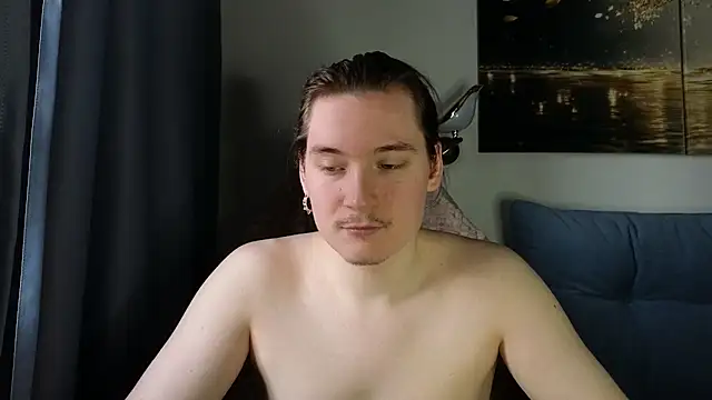 Snapshot of MoreRealAlex chatting on 5, 5, 2026 MoreRealAlex online show from 5, 5, 2026