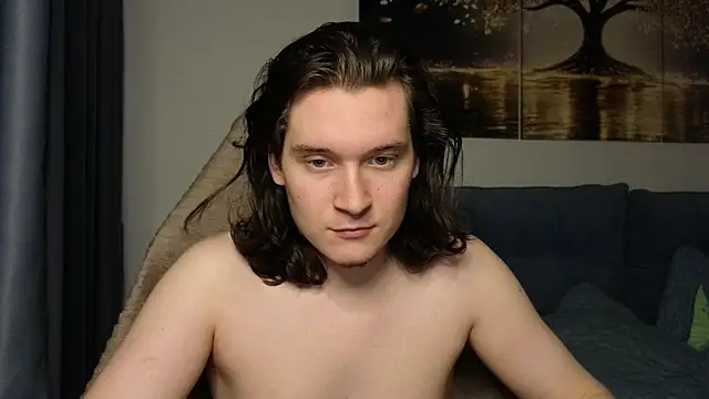 Snapshot of MoreRealAlex chatting on 19, 5, 2026 MoreRealAlex online show from 19, 5, 2026