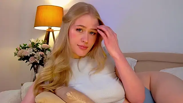 Snapshot of JuliaJaee chatting on 21, 1, 2025 JuliaJaee online show from 21, 1, 2025