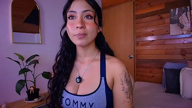 Snapshot of amber_curly chatting on 20, 6, 2026 amber curly online show from 20, 6, 2026