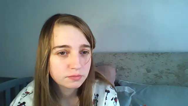 EvieRoseex online show from 18, 4, 2026