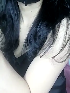 Snapshot of _Linez_ chatting on 14, 3, 2025 Linez online show from 14, 3, 2025