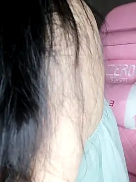 Snapshot of _Linez_ chatting on 16, 3, 2025 Linez online show from 16, 3, 2025