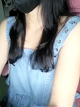 Snapshot of _Linez_ chatting on 17, 3, 2025 Linez online show from 17, 3, 2025