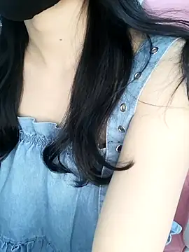 Snapshot of _Linez_ chatting on 17, 3, 2025 Linez online show from 17, 3, 2025