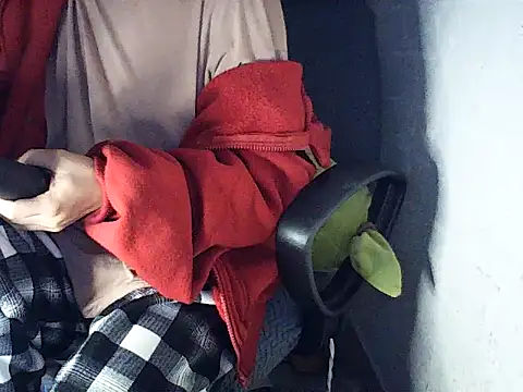 Haralushiaaax online show from 16, 12, 2025