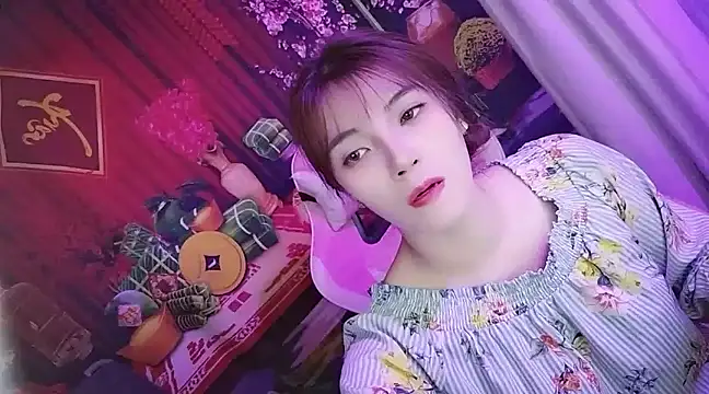 Snapshot of Sugar_lipsz chatting on 7, 2, 2025 Sugar lipsz online show from 7, 2, 2025