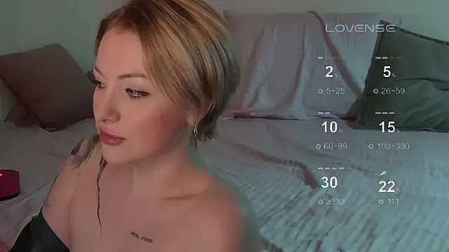 Snapshot of kris69kiss chatting on 8, 2, 2025 kris69kiss online show from 8, 2, 2025