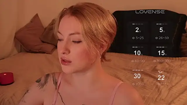 Snapshot of kris69kiss chatting on 10, 2, 2025 kris69kiss online show from 10, 2, 2025