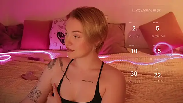 Snapshot of kris69kiss chatting on 9, 3, 2025 kris69kiss online show from 9, 3, 2025