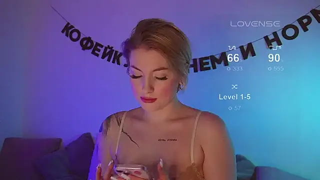 Snapshot of kris69kiss chatting on 18, 3, 2025 kris69kiss online show from 18, 3, 2025