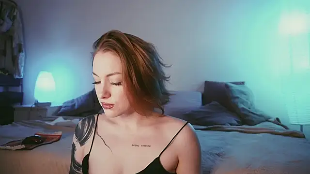 Snapshot of kris69kiss chatting on 20, 10, 2025 kris69kiss online show from 20, 10, 2025