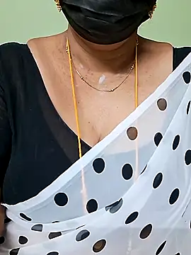 Snapshot of ananya956 chatting on 18, 3, 2025 ananya956 online show from 18, 3, 2025