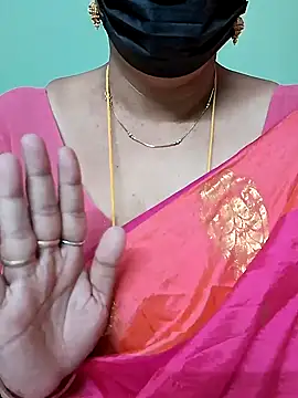 Snapshot of ananya956 chatting on 20, 3, 2025 ananya956 online show from 20, 3, 2025