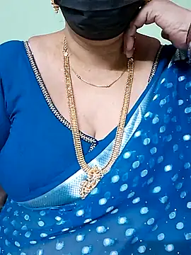 Snapshot of ananya956 chatting on 21, 3, 2025 ananya956 online show from 21, 3, 2025