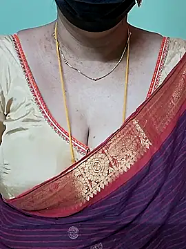 Snapshot of ananya956 chatting on 23, 3, 2025 ananya956 online show from 23, 3, 2025