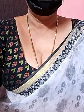 Snapshot of ananya956 chatting on 12, 9, 2025 ananya956 online show from 12, 9, 2025