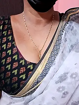 Snapshot of ananya956 chatting on 13, 9, 2025 ananya956 online show from 13, 9, 2025