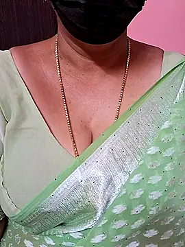 Snapshot of ananya956 chatting on 17, 9, 2025 ananya956 online show from 17, 9, 2025