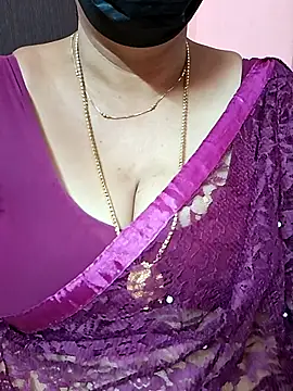 Snapshot of ananya956 chatting on 21, 9, 2025 ananya956 online show from 21, 9, 2025