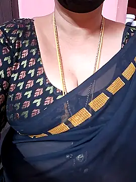 Snapshot of ananya956 chatting on 27, 9, 2025 ananya956 online show from 27, 9, 2025