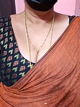 Snapshot of ananya956 chatting on 6, 10, 2025 ananya956 online show from 6, 10, 2025