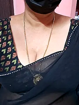 Snapshot of ananya956 chatting on 10, 10, 2025 ananya956 online show from 10, 10, 2025