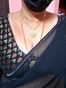 Snapshot of ananya956 chatting on 10, 10, 2025 ananya956 online show from 10, 10, 2025