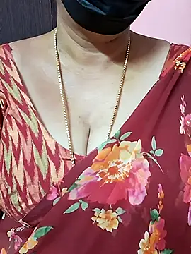 Snapshot of ananya956 chatting on 14, 10, 2025 ananya956 online show from 14, 10, 2025