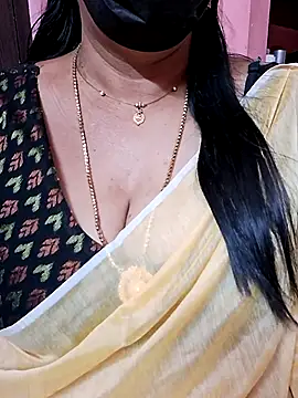 Snapshot of ananya956 chatting on 21, 10, 2025 ananya956 online show from 21, 10, 2025