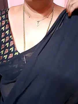 Snapshot of ananya956 chatting on 23, 10, 2025 ananya956 online show from 23, 10, 2025