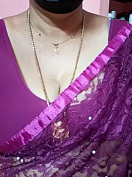 Snapshot of ananya956 chatting on 24, 10, 2025 ananya956 online show from 24, 10, 2025