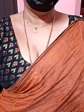 Snapshot of ananya956 chatting on 26, 10, 2025 ananya956 online show from 26, 10, 2025