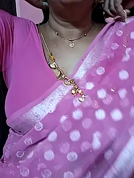 Snapshot of ananya956 chatting on 28, 10, 2025 ananya956 online show from 28, 10, 2025