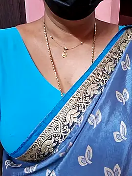 Snapshot of ananya956 chatting on 30, 10, 2025 ananya956 online show from 30, 10, 2025