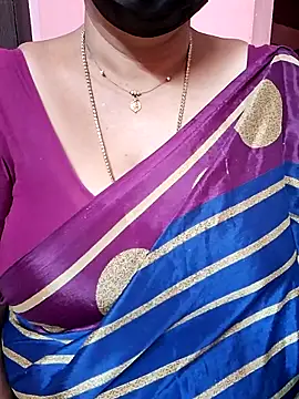 Snapshot of ananya956 chatting on 4, 11, 2025 ananya956 online show from 4, 11, 2025