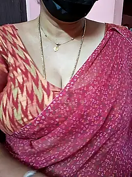 Snapshot of ananya956 chatting on 5, 11, 2025 ananya956 online show from 5, 11, 2025