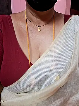 Snapshot of ananya956 chatting on 7, 11, 2025 ananya956 online show from 7, 11, 2025