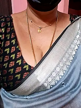 Snapshot of ananya956 chatting on 8, 11, 2025 ananya956 online show from 8, 11, 2025