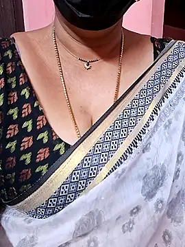 Snapshot of ananya956 chatting on 11, 11, 2025 ananya956 online show from 11, 11, 2025