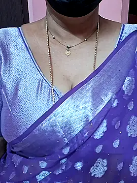 Snapshot of ananya956 chatting on 24, 11, 2025 ananya956 online show from 24, 11, 2025