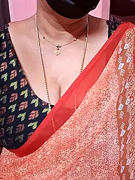 Snapshot of ananya956 chatting on 26, 11, 2025 ananya956 online show from 26, 11, 2025