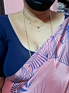 Snapshot of ananya956 chatting on 27, 11, 2025 ananya956 online show from 27, 11, 2025