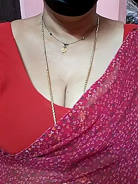 Snapshot of ananya956 chatting on 2, 12, 2025 ananya956 online show from 2, 12, 2025