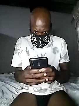 Mostafi17 online show from 4, 12, 2025