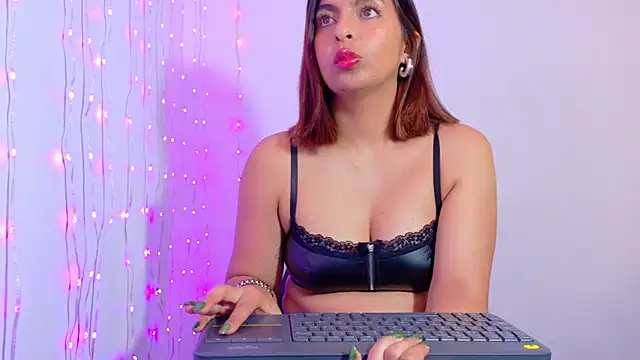 Snapshot of im_anna_ chatting on 26, 9, 2025 im anna online show from 26, 9, 2025