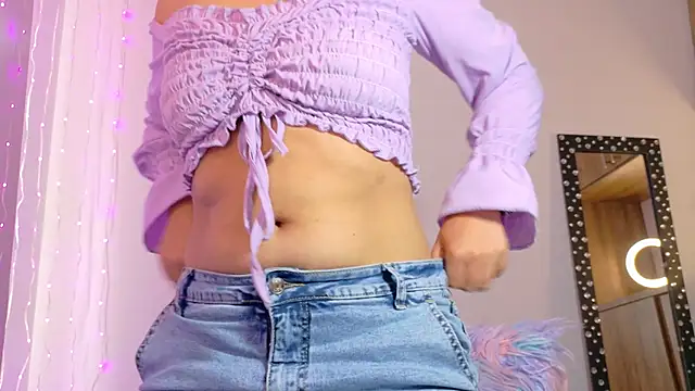 Snapshot of im_anna_ chatting on 6, 11, 2025 im anna online show from 6, 11, 2025