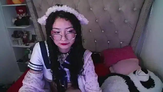 Snapshot of CherieCurl chatting on 22, 2, 2026 CherieCurl online show from 22, 2, 2026